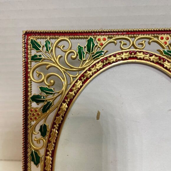 Vintage Gold & Red Holiday-Themed Oval Picture Frame With Holly Design - The Pap - Picture 3 of 13